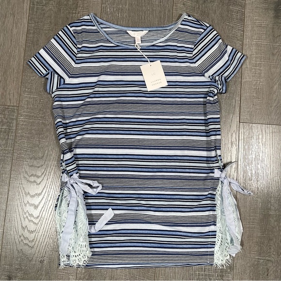 LC Lauren Conrad Top Tee Lace Size S - Picture 1 of 7